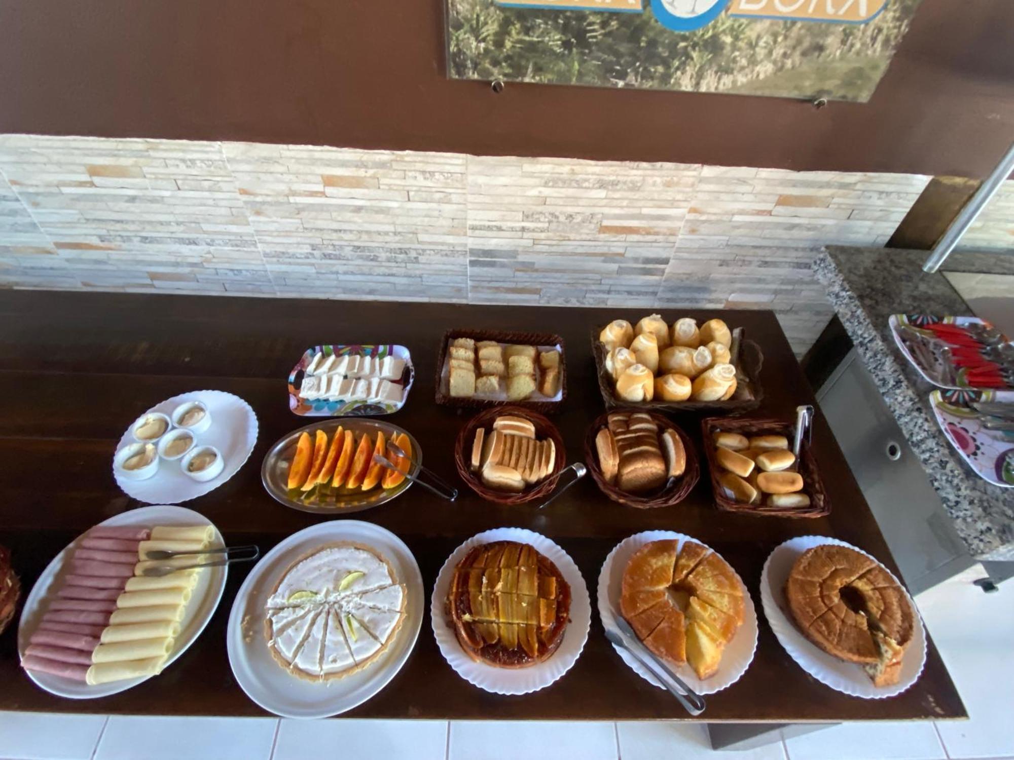 Pousada E Restaurante Bora Bora Da Serra São Bento do Sapucaí Eksteriør billede